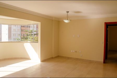 Apartamento à venda com 4 quartos, 128m² em Setor Oeste, Goiânia