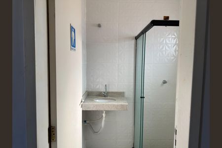 Studio para alugar com 33m², 1 quarto e sem vaga Studio para alugar com 33m², 1 quarto e sem vagaBanheiro