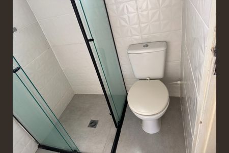 Studio para alugar com 33m², 1 quarto e sem vaga Studio para alugar com 33m², 1 quarto e sem vagaBanheiro