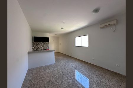 Studio para alugar com 33m², 1 quarto e sem vaga Studio para alugar com 33m², 1 quarto e sem vagaSala/Cozinha