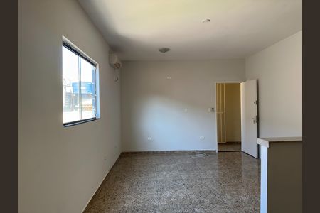 Studio para alugar com 33m², 1 quarto e sem vaga Studio para alugar com 33m², 1 quarto e sem vagaSala/Cozinha