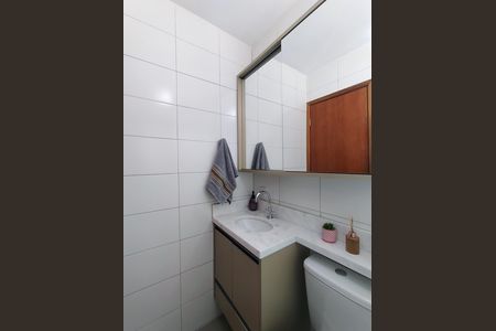 Banheiro Social de apartamento à venda com 2 quartos, 100m² em Baeta Neves, São Bernardo do Campo