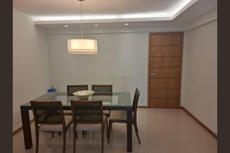 Apartamento para alugar com 83m², 2 quartos e 1 vaga Apartamento para alugar com 83m², 2 quartos e 1 vagaSala