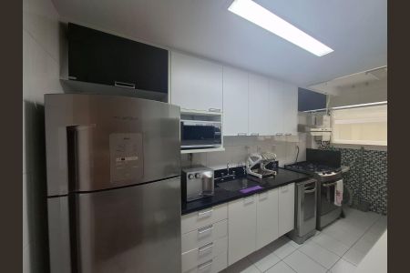Apartamento para alugar com 83m², 2 quartos e 1 vaga Apartamento para alugar com 83m², 2 quartos e 1 vagaCozinha