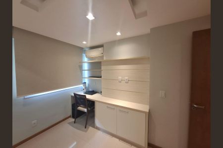 Quarto de apartamento para alugar com 2 quartos, 83m² em Tijuca, Rio de Janeiro