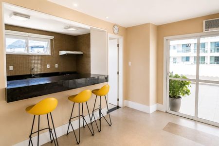 Salão de apartamento para alugar com 2 quartos, 83m² em Tijuca, Rio de Janeiro