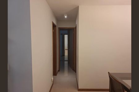 Apartamento para alugar com 83m², 2 quartos e 1 vaga Apartamento para alugar com 83m², 2 quartos e 1 vagaCorredor
