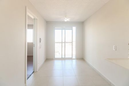 Apartamento para alugar com 1 quarto, 27m² em Guaiauna, São Paulo