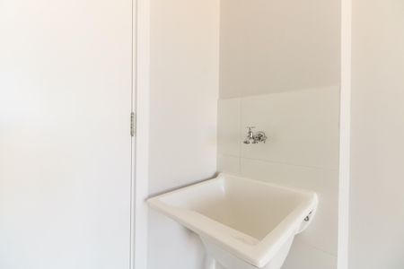 Área de Serviço de apartamento para alugar com 1 quarto, 27m² em Guaiauna, São Paulo