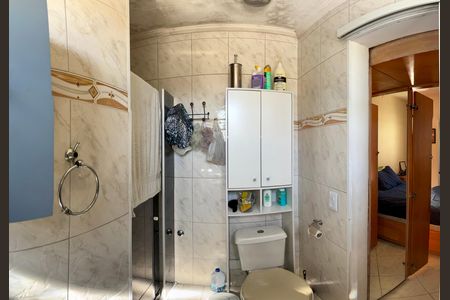 Banheiro da Suíte 1 de casa à venda com 3 quartos, 117m² em Jardim Beatriz, Taboão da Serra