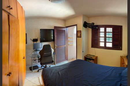 suite 1 de casa à venda com 3 quartos, 117m² em Jardim Beatriz, Taboão da Serra