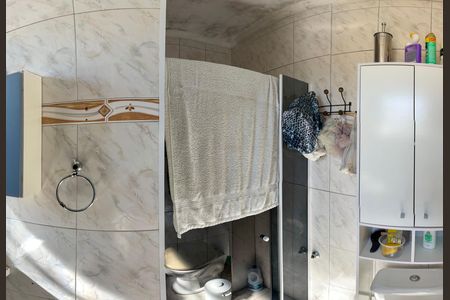 Casa à venda com 117m², 3 quartos e 2 vagas Casa à venda com 117m², 3 quartos e 2 vagasBanheiro da Suíte 1