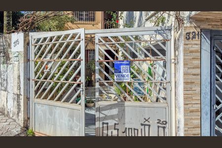Casa à venda com 117m², 3 quartos e 2 vagas Casa à venda com 117m², 3 quartos e 2 vagasplaca