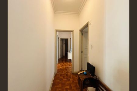 Apartamento para alugar com 180m², 3 quartos e 1 vaga