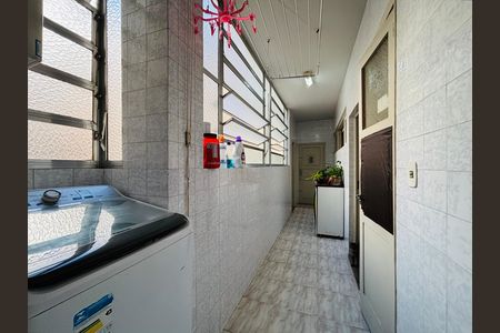 Apartamento para alugar com 180m², 3 quartos e 1 vaga