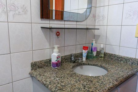 Apartamento para alugar com 82m², 2 quartos e 1 vaga