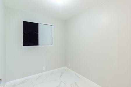 Quarto 1 de apartamento para alugar com 2 quartos, 38m² em Jardim Santa Lucrecia, São Paulo