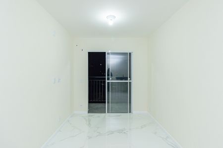 Sala de apartamento para alugar com 2 quartos, 38m² em Jardim Santa Lucrecia, São Paulo