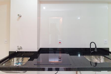 Cozinha de apartamento para alugar com 2 quartos, 38m² em Jardim Santa Lucrecia, São Paulo