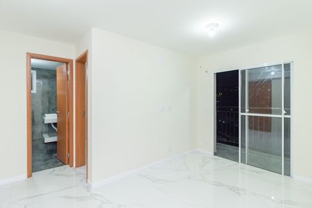 Apartamento para alugar com 2 quartos, 38m² em Jardim Santa Lucrecia, São Paulo