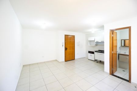 Sala quarto e cozinha de kitnet/studio para alugar com 1 quarto, 36m² em Vila Aricanduva, São Paulo