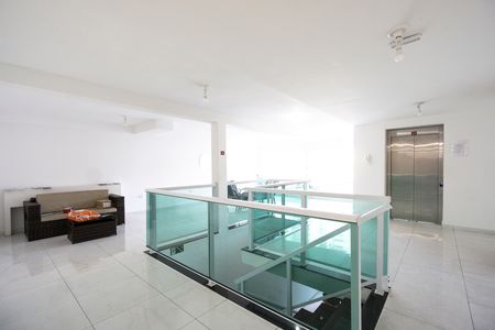 Hall do elevador de kitnet/studio para alugar com 1 quarto, 36m² em Vila Aricanduva, São Paulo