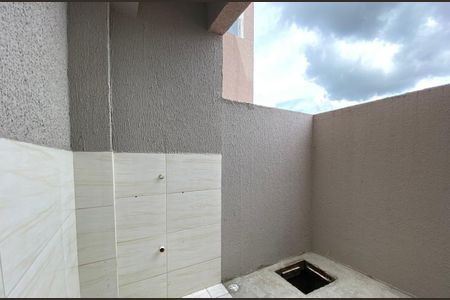 Área Externa de casa à venda com 2 quartos, 59m² em Tatuquara, Curitiba
