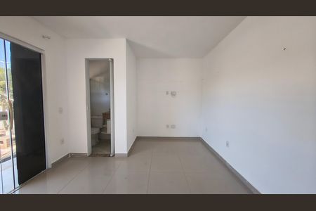 Casa de condomínio para alugar com 150m², 2 quartos e 2 vagas