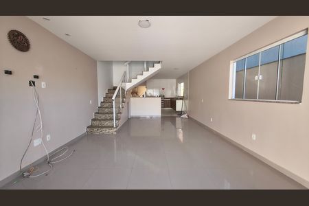 Casa de condomínio para alugar com 150m², 2 quartos e 2 vagas
