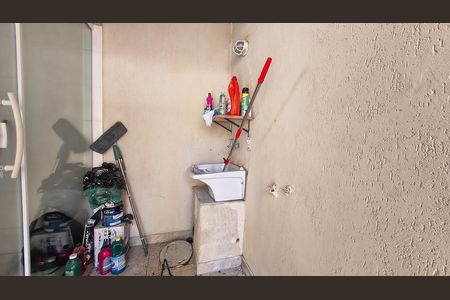 Casa de condomínio para alugar com 150m², 2 quartos e 2 vagas