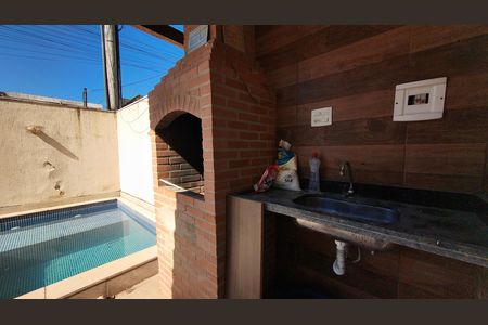 Casa de condomínio para alugar com 150m², 2 quartos e 2 vagas