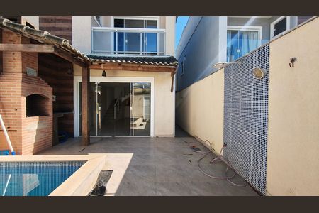 Casa de condomínio para alugar com 150m², 2 quartos e 2 vagas