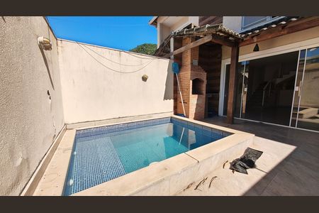 Casa de condomínio para alugar com 150m², 2 quartos e 2 vagas