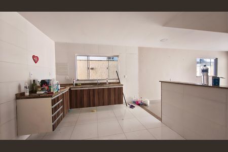 Casa de condomínio para alugar com 150m², 2 quartos e 2 vagas