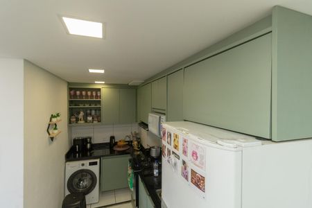 Apartamento à venda com 35m², 2 quartos e sem vaga Apartamento à venda com 35m², 2 quartos e sem vagaCozinha e Área de Serviço