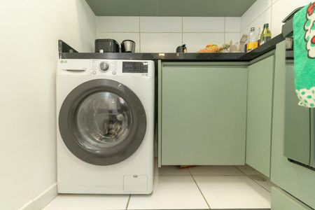 Apartamento à venda com 35m², 2 quartos e sem vaga Apartamento à venda com 35m², 2 quartos e sem vagaCozinha e Área de Serviço