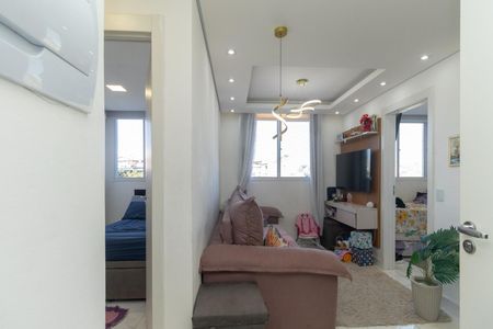 Apartamento à venda com 35m², 2 quartos e sem vaga Apartamento à venda com 35m², 2 quartos e sem vagaSala