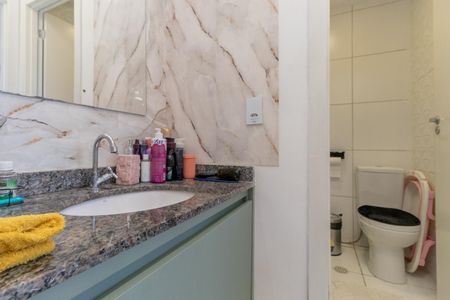 Apartamento à venda com 35m², 2 quartos e sem vaga Apartamento à venda com 35m², 2 quartos e sem vagaBanheiro