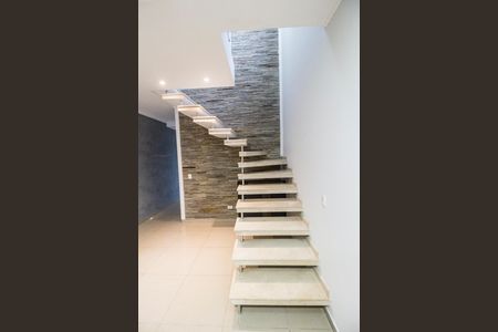 Escada de apartamento à venda com 1 quarto, 176m² em Parque Viana, Barueri