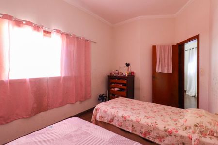 Casa à venda com 311m², 3 quartos e 4 vagas