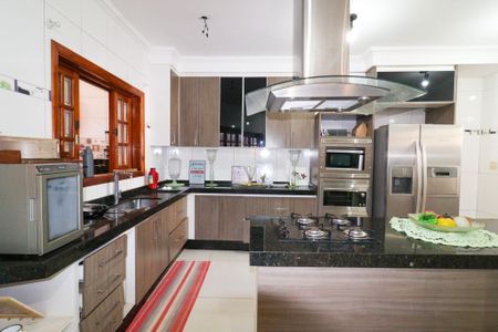 Casa à venda com 311m², 3 quartos e 4 vagas