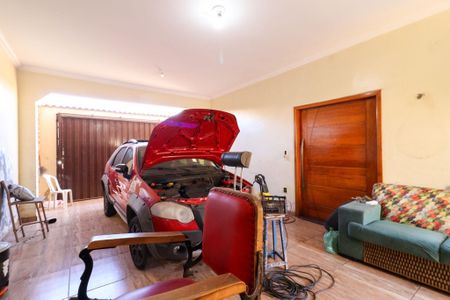 Casa à venda com 311m², 3 quartos e 4 vagas