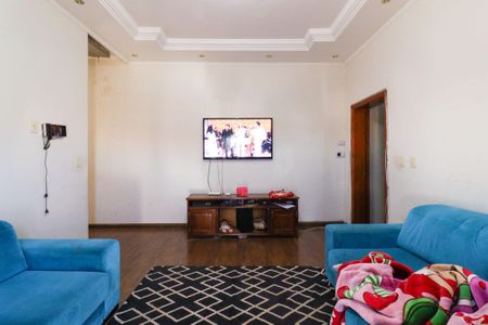 Casa à venda com 311m², 3 quartos e 4 vagas