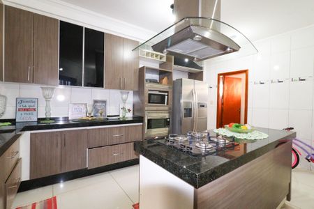 Casa à venda com 311m², 3 quartos e 4 vagas