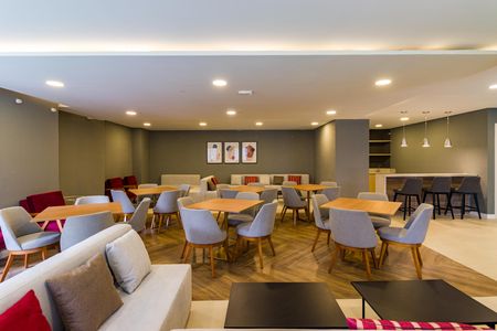 Apartamento para alugar com 40m², 2 quartos e sem vaga