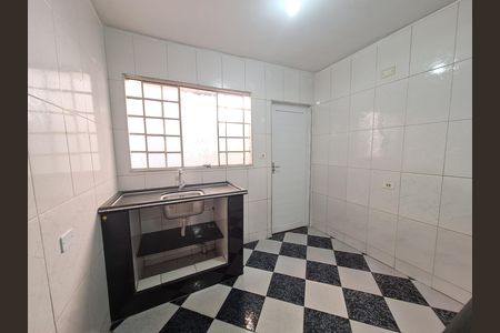 Cozinha de casa para alugar com 1 quarto, 60m² em Jardim Leblon, Suzano