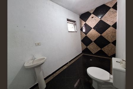 Casa para alugar com 60m², 1 quarto e 2 vagas Casa para alugar com 60m², 1 quarto e 2 vagasBanheiro