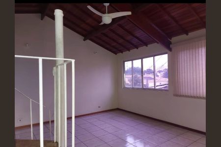Casa à venda com 5 quartos, 216m² em Tremembé, São Paulo