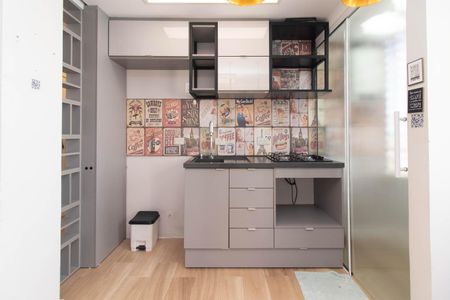 Cozinha e Área de Serviço de apartamento à venda com 2 quartos, 68m² em Centro Histórico, Porto Alegre
