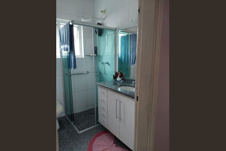 Casa à venda com 3 quartos, 211m² em Chácara Inglesa, São Paulo